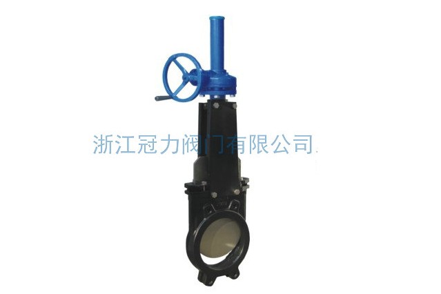 鑄鐵刀型閘閥布置簡單，結(jié)構(gòu)緊湊，節(jié)省空間！